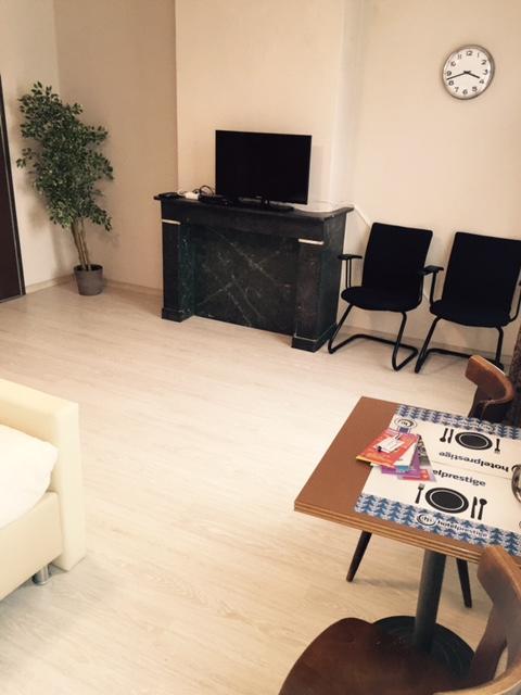 Prestige Flats Apartment Brussels Phòng bức ảnh